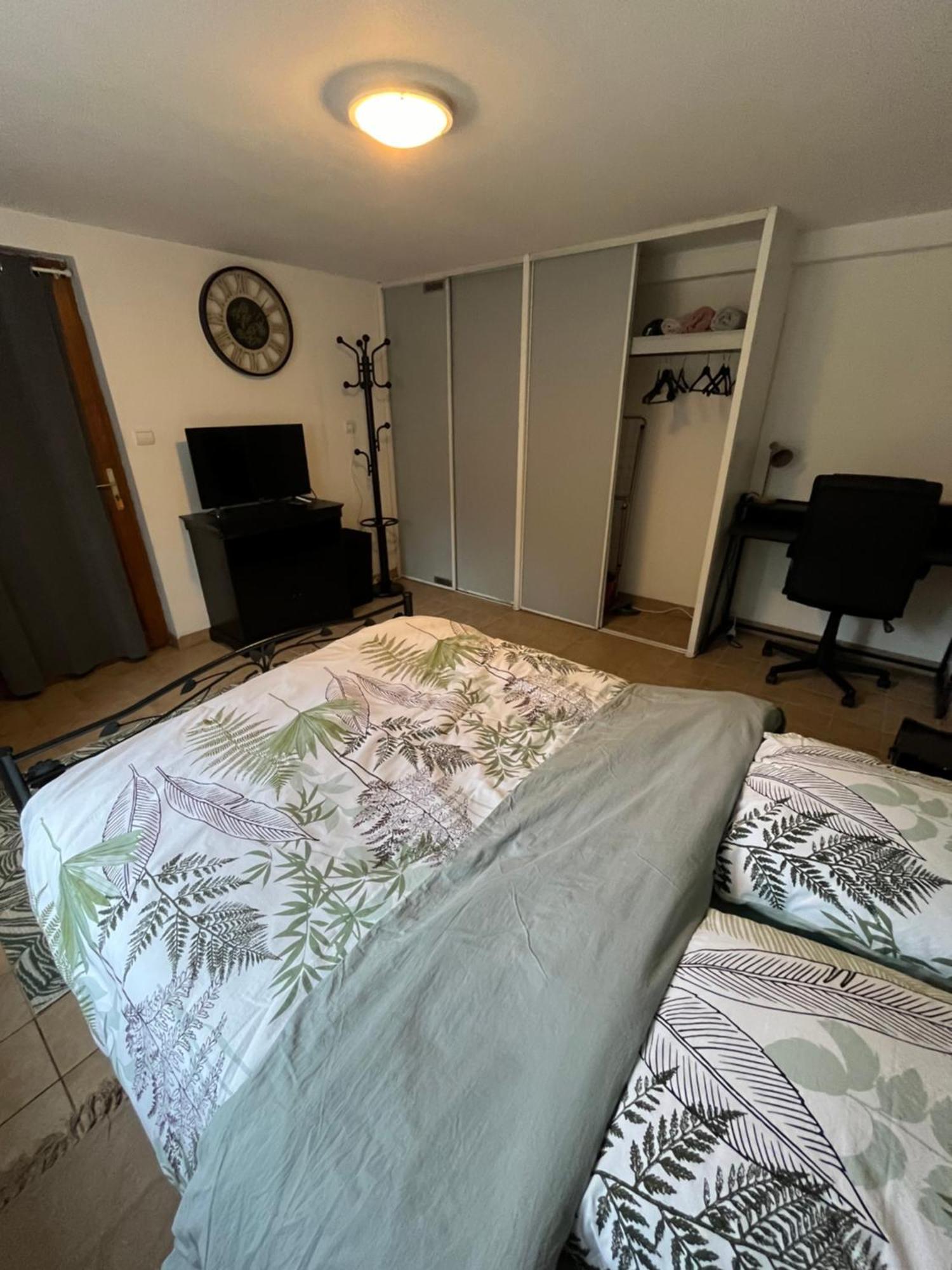 Logement Paisible En Bord De Vienne Bonneuil-Matours Экстерьер фото